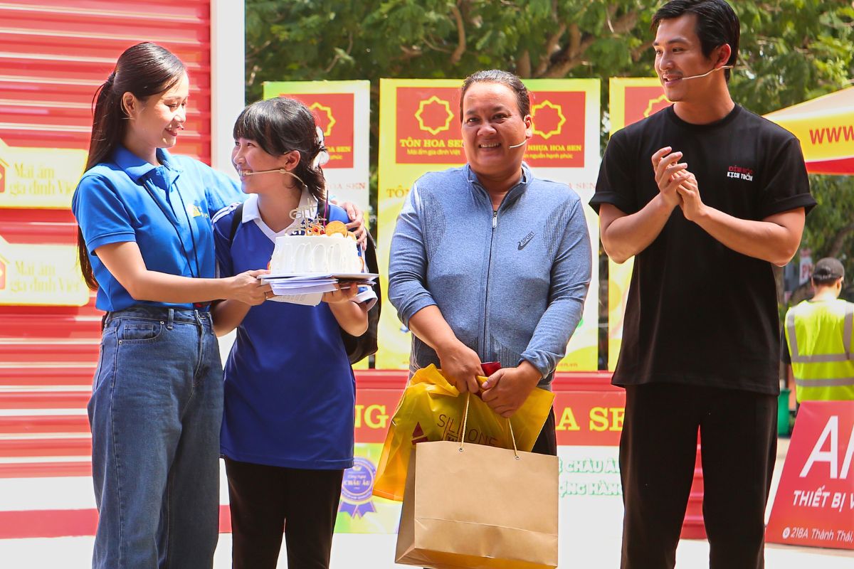 Chương trình không chỉ sẻ chia những giá trị vật chất, mà còn thắp lên niềm hạnh phúc và hy vọng cho những mảnh đời bất hạnh