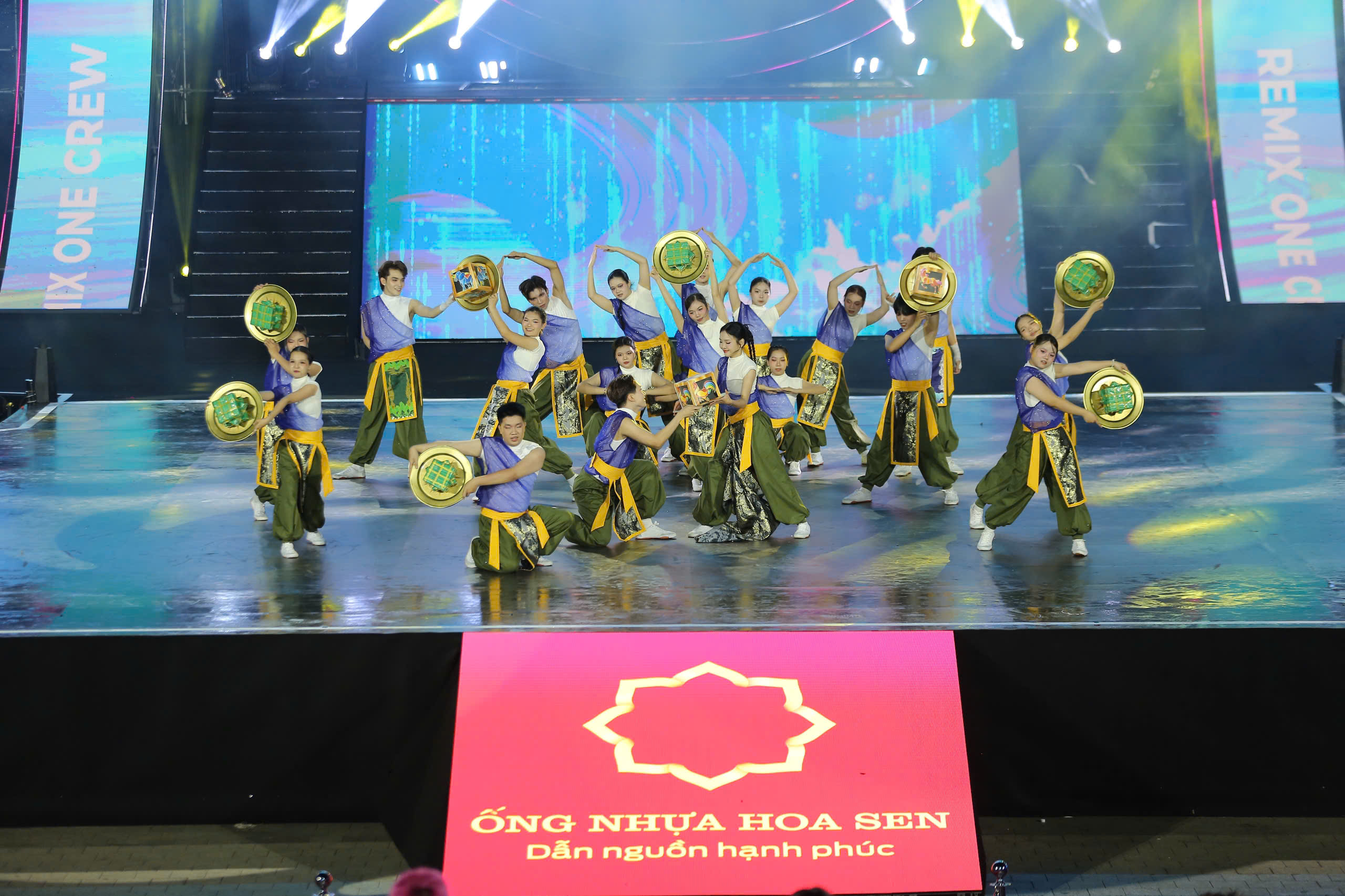 Truyền thuyết Sơn Tinh - Thủy Tinh bùng nổ trên sân khấu Dalat Best Dance Crew 2025.