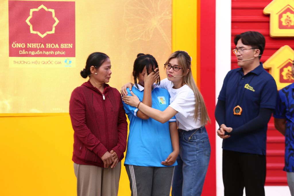 Hoàng Yến Chibi đồng cảm sâu sắc với cô bé không được trọn vẹn tình thương của gia đình