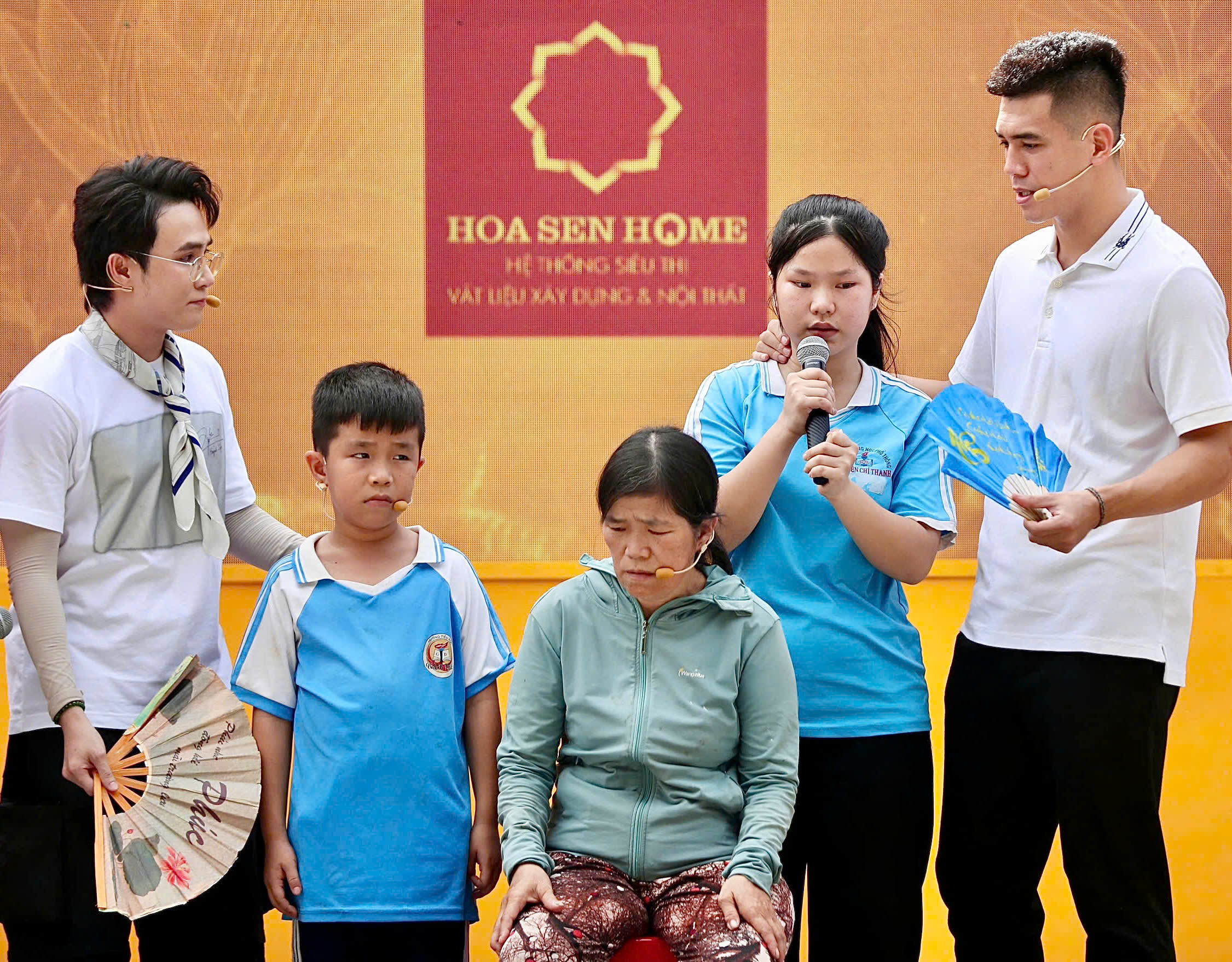 Chương trình Mái ấm gia đình Việt ngày càng được khán giả cả nước quan tâm, ủng hộ và yêu mến.